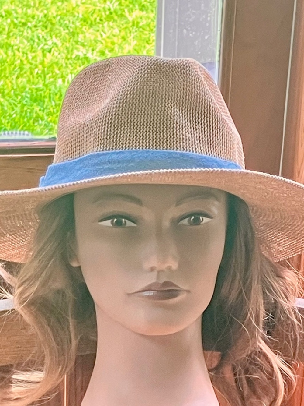 Vince Camuto Tan Straw Hat with Blue Band Gold V